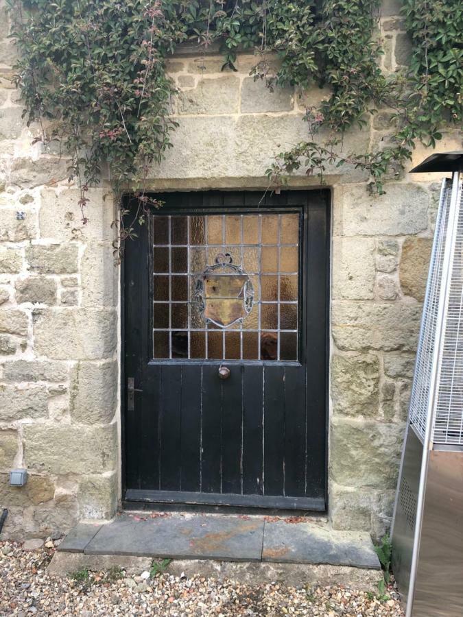 Snobs And Rebels Apartments Shaftesbury Exterior photo